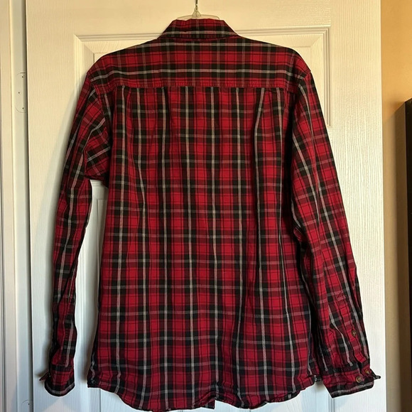 Carhartt men’s red long sleeve button down plaid shirt size medium - Picture 6 of 8